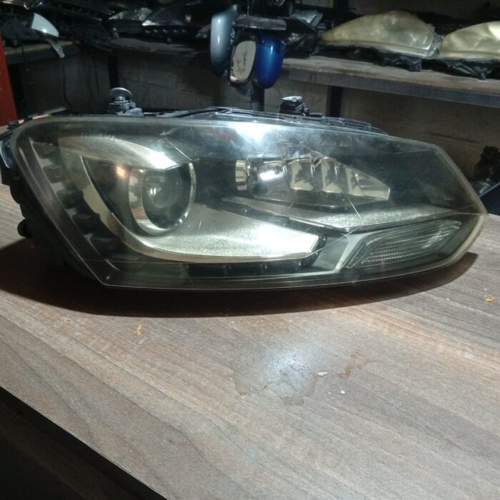 VW Tiguan Front Headlight Headlamp Left 2013 SUV 4/5dr 5N2941751 XENON (07-18)  Five Star Auto Salvage