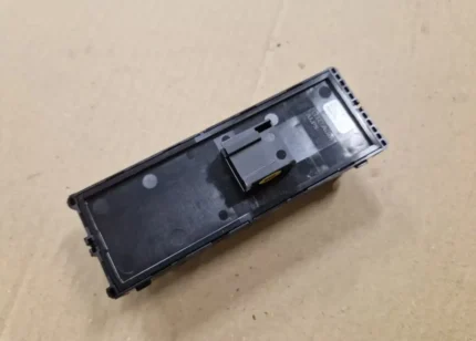 8V7959851 AUDI A3 CABRIOLET ELECTRIC WINDOW SWITCH UNIT DRIVER’S DOOR GENUINE